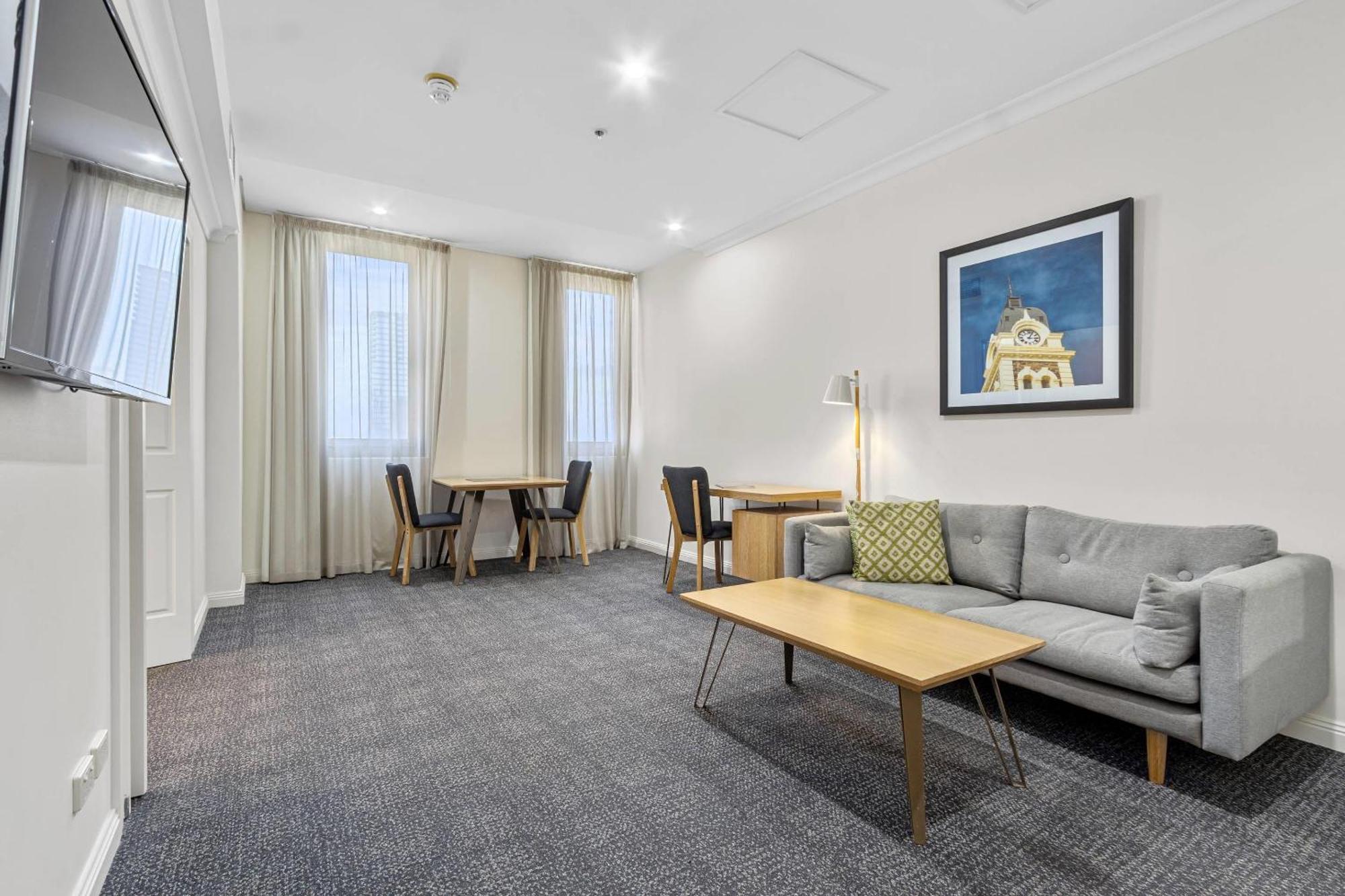 Quality Apartments Adelaide Central Exterior photo
